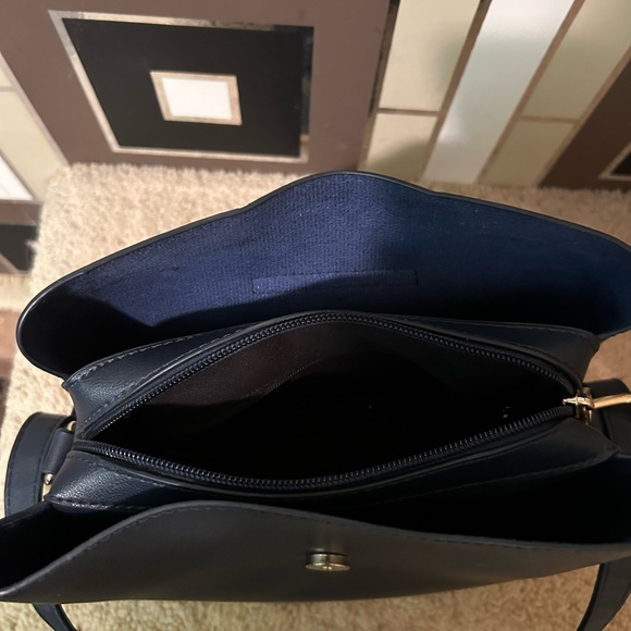 Navy bucket bag - Picture 2 of 7